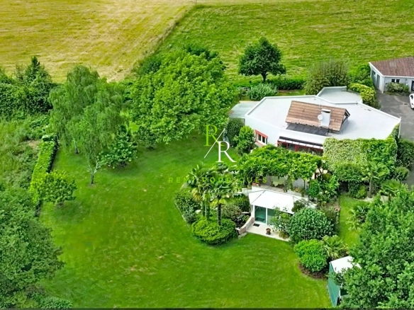 Maison familiale de 165m² avec vue panoramique Pyrénées secteur Sauvagnon