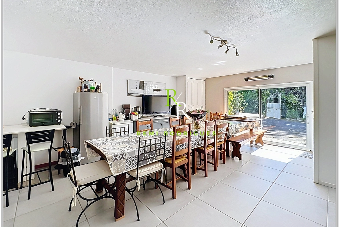 Serres-Castet, Maison rénovée 3ch + bureau, au calme