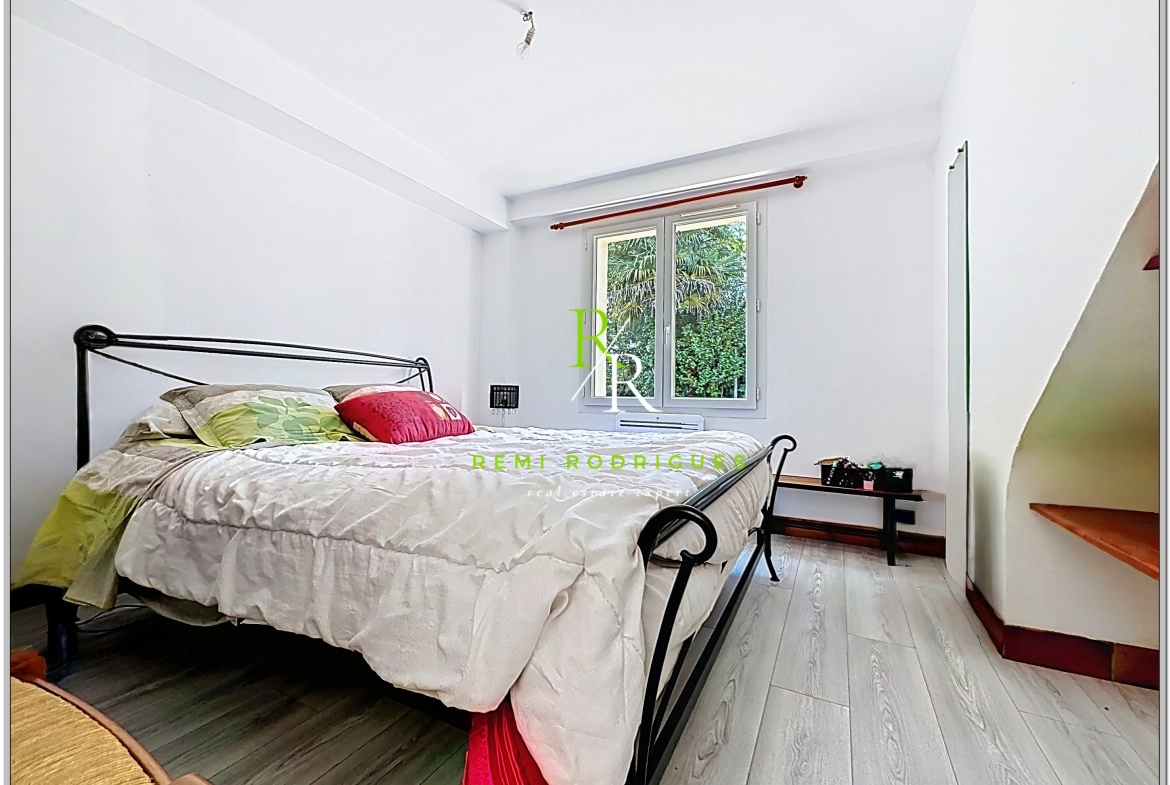 Serres-Castet, Maison rénovée 3ch + bureau, au calme