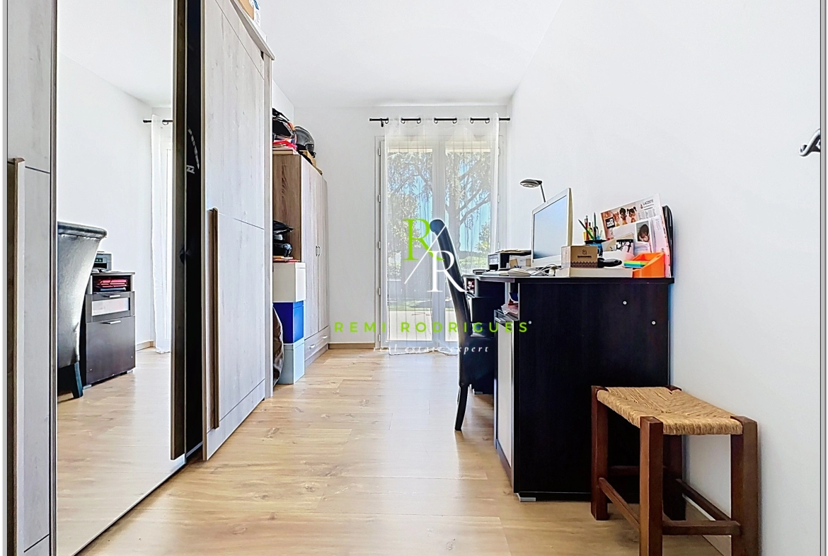 Serres-Castet, Maison rénovée 3ch + bureau, au calme